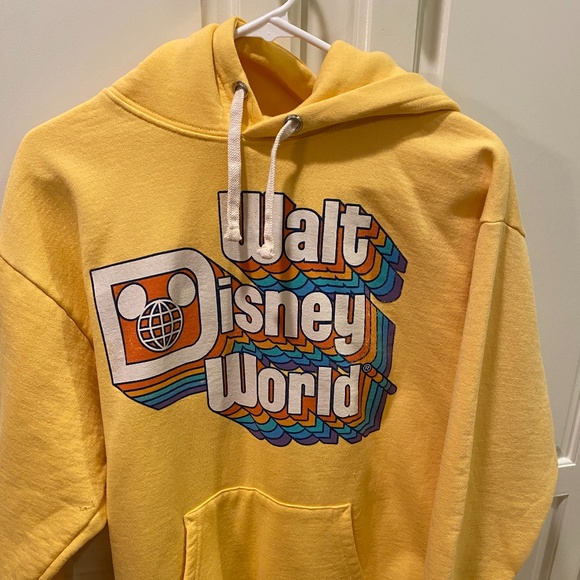 Disney Sweaters Walt Disney World Sweatshirt Poshmark